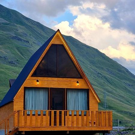 הוילה Mountain Hut In Kazbegi מראה חיצוני תמונה