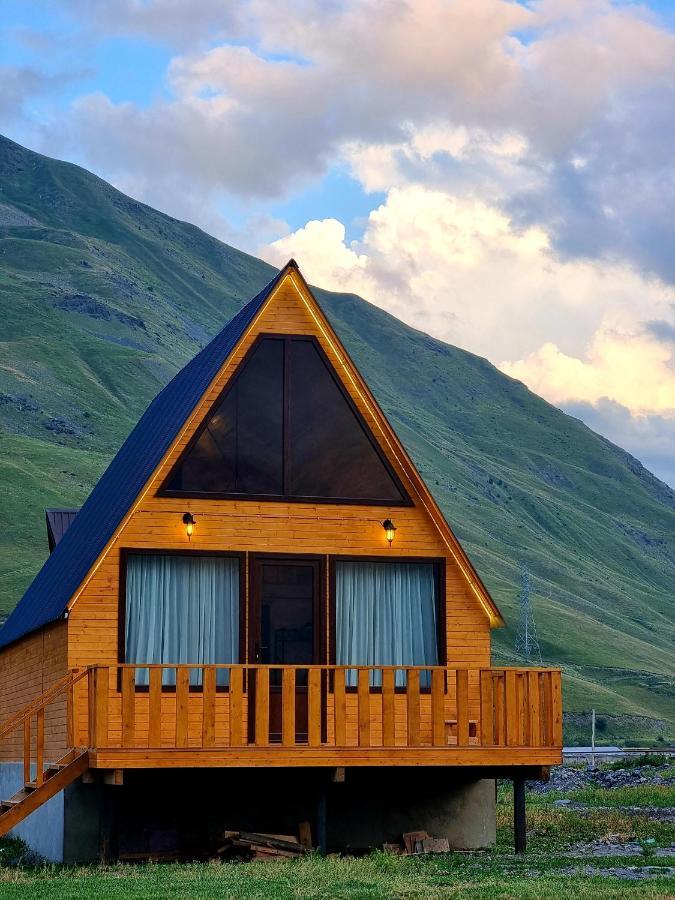 הוילה Mountain Hut In Kazbegi מראה חיצוני תמונה