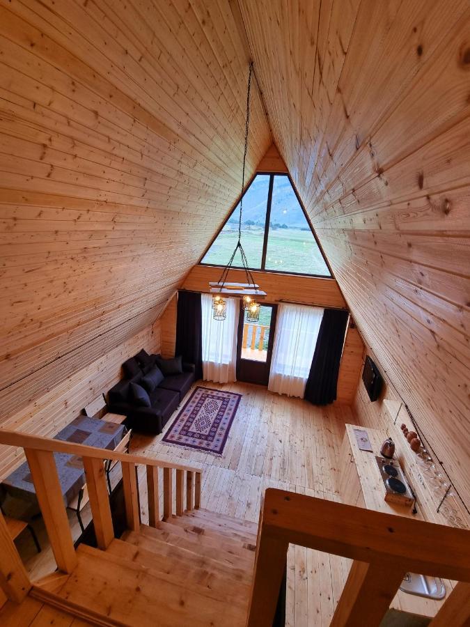 הוילה Mountain Hut In Kazbegi מראה חיצוני תמונה