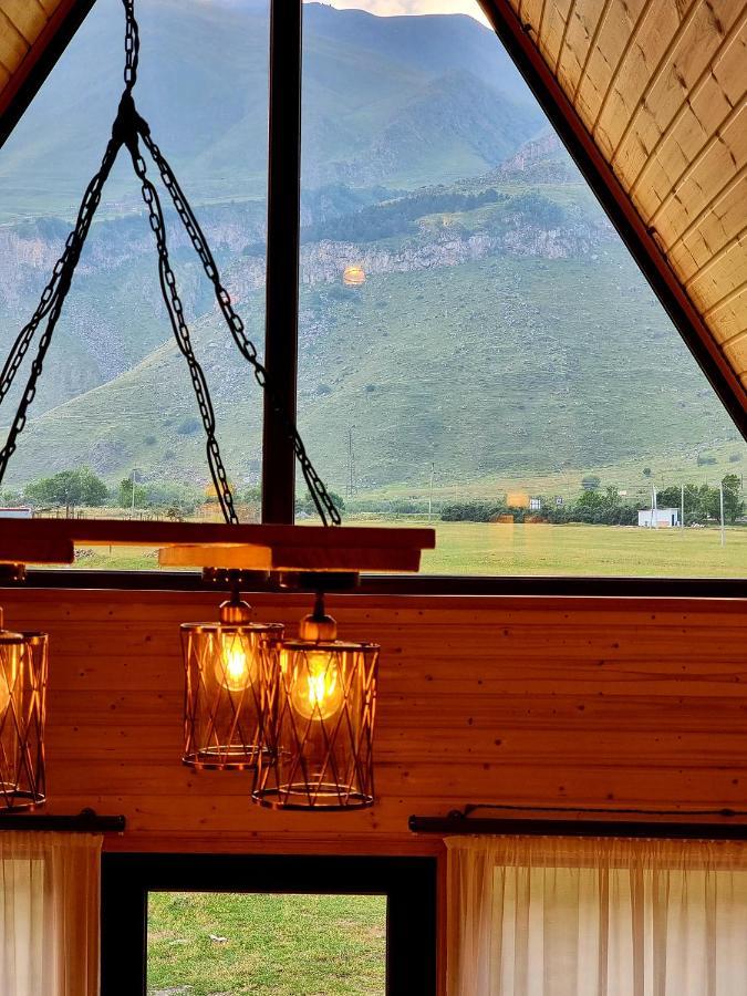 הוילה Mountain Hut In Kazbegi מראה חיצוני תמונה