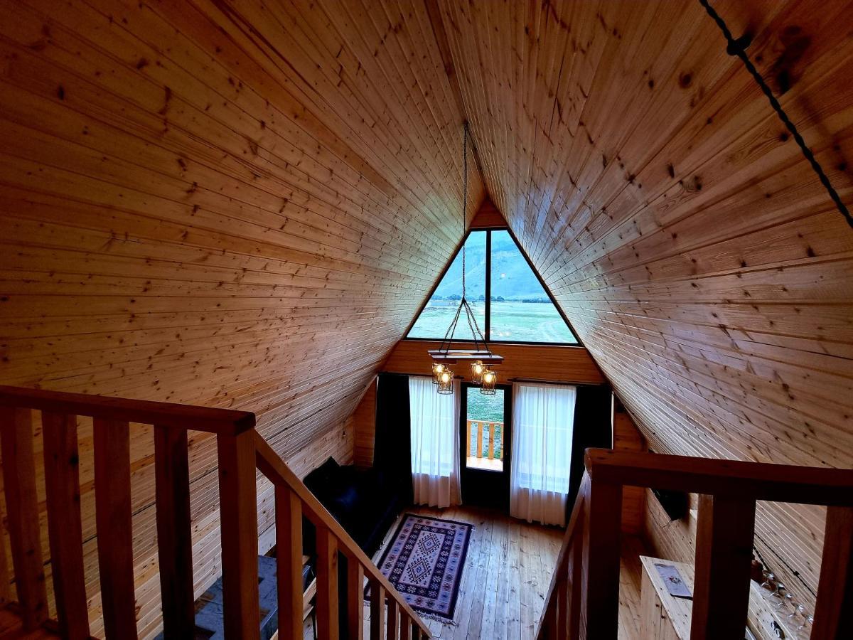 הוילה Mountain Hut In Kazbegi מראה חיצוני תמונה