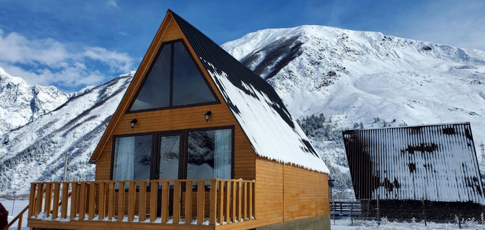 הוילה Mountain Hut In Kazbegi מראה חיצוני תמונה