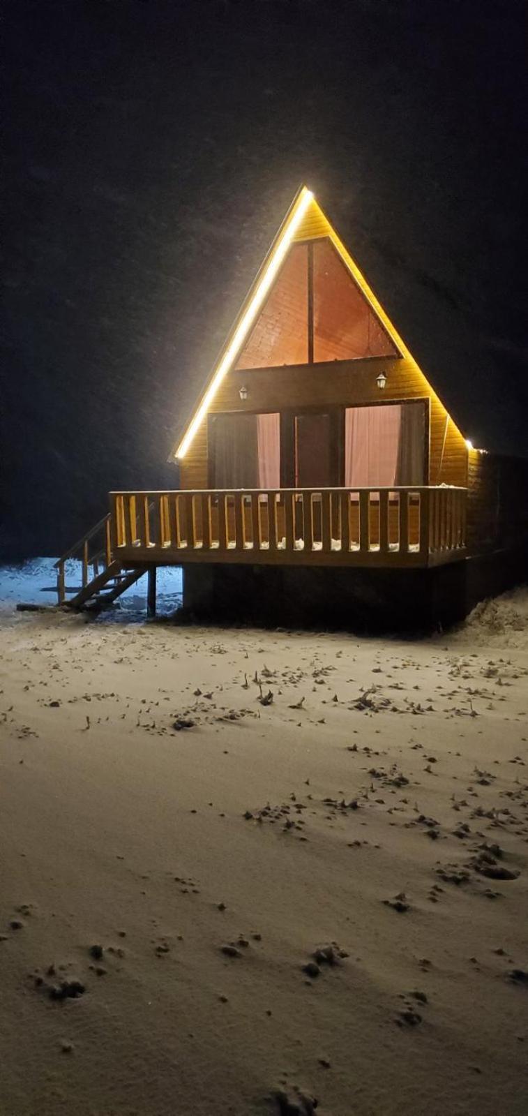 הוילה Mountain Hut In Kazbegi מראה חיצוני תמונה