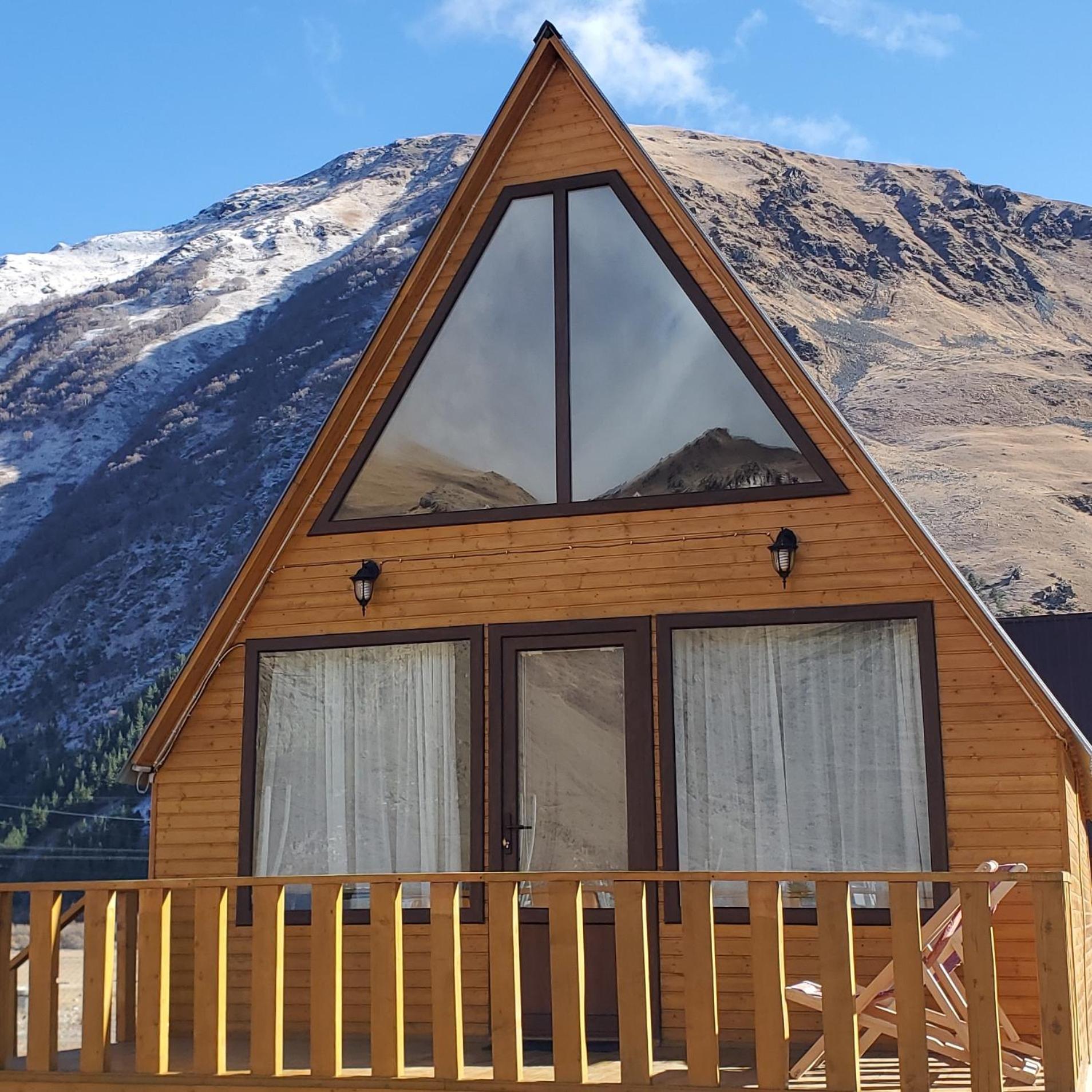 הוילה Mountain Hut In Kazbegi מראה חיצוני תמונה